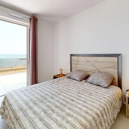 Spendide Confort, Archipel T4 En Bord De Plage, Avec Grande Terrasse Amenagee,spa Et Parking Prive Apartment *