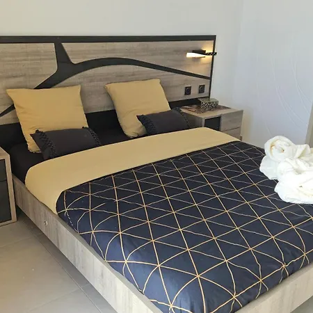 Spendide Confort, Archipel T4 En Bord De Plage, Avec Grande Terrasse Amenagee,spa Et Parking Prive Lägenhet *
