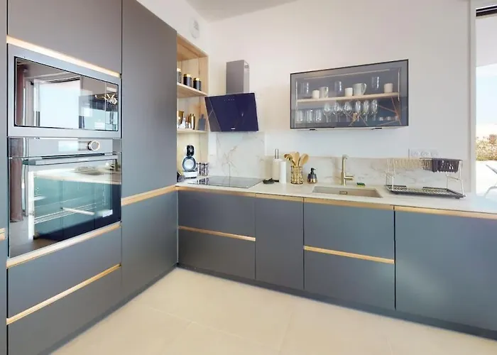 Spendide Confort, Résidence Archipel T4 En Bord De Plage, Avec Grande Terrasse Aménagée,spa Et Parking Privé * Valras-Plage