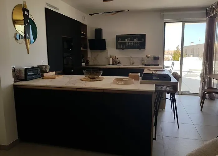 Spendide Confort, Résidence Archipel T4 En Bord De Plage, Avec Grande Terrasse Aménagée,spa Et Parking Privé * Valras-Plage